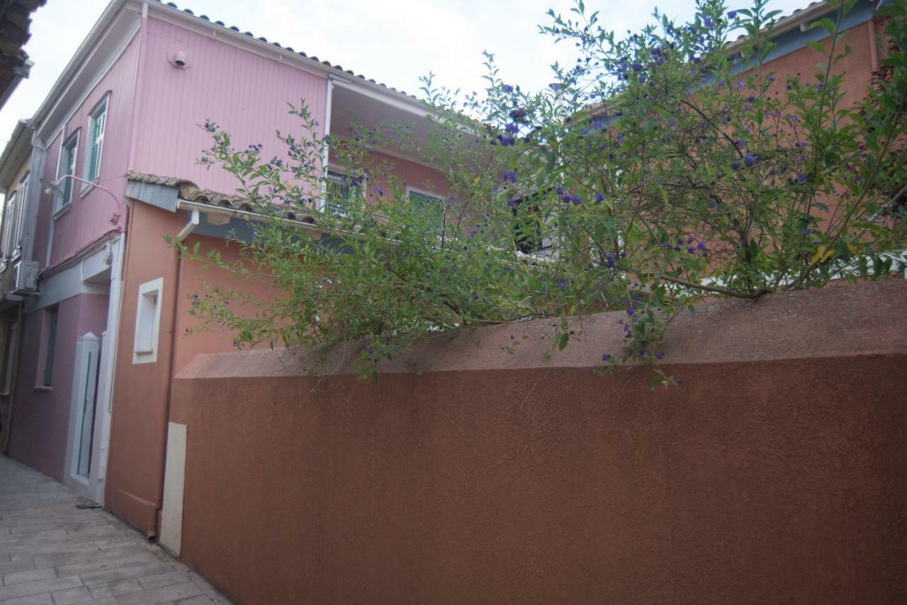La Casa Rosa Apartment Lefkada City Bagian luar foto